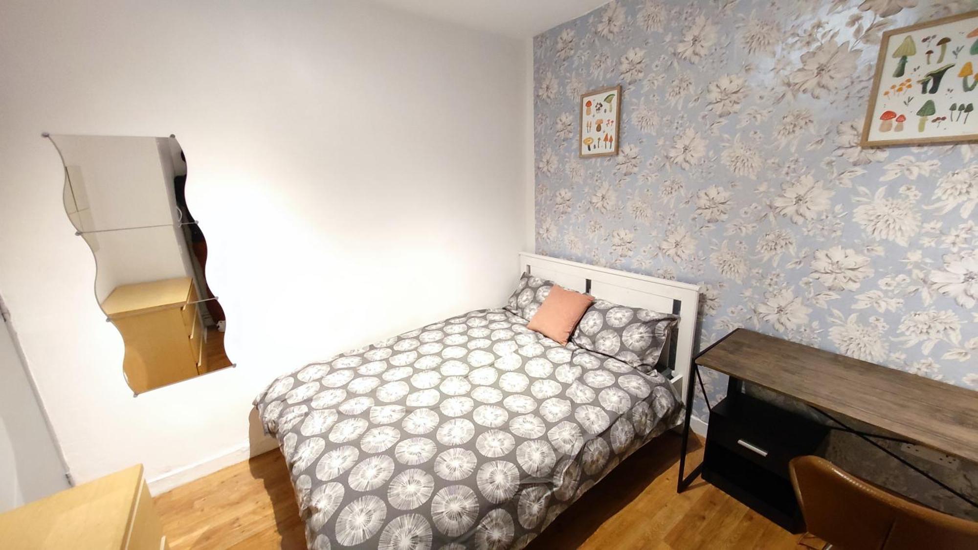 Spacious Flat With 2 To 3 Bedrooms In Central London Eksteriør bilde